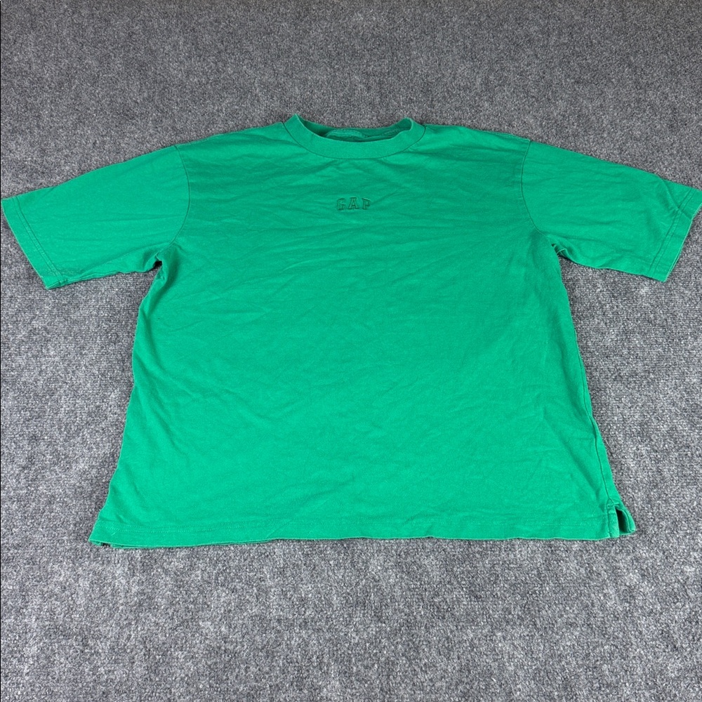 green gap streetwear t shirt